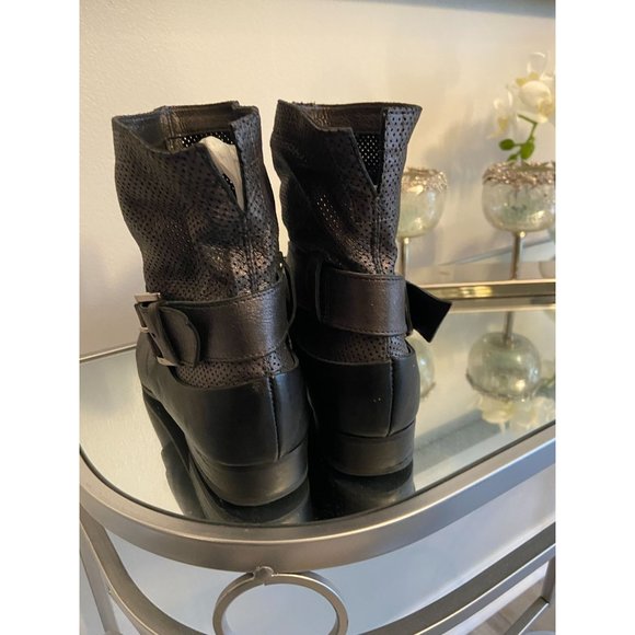 Vic Women's Metallic Treated Ankle Boots Size 37-7 - Picture 3 of 7